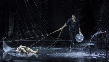 INK, chorégraphie de Dimitris Papaioannou - Critique sortie Avignon / 2021 Avignon Festival d’Avignon. La Fabrica