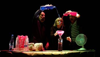 Label Illusion du collectif Label Brut - Critique sortie Théâtre Avignon Nouveau Grenier