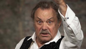 Les Lettres de mon moulin d’Alphonse Daudet, conçu et mis en scène par Philippe Caubère - Critique sortie Théâtre Avignon La Condition des Soies