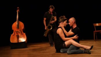 Des oiseaux dans la glu d’Hélène Arnaud - Critique sortie Théâtre Avignon Présnce Pasteur