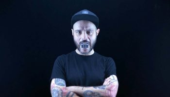 Parpaing de Nicolas Petisoff - Critique sortie Théâtre Avignon La Manufacture