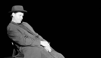 Premier Amour de Samuel Beckett mis en scène par Jean-Michel Meyer - Critique sortie Théâtre Avignon Théâtre des Halles