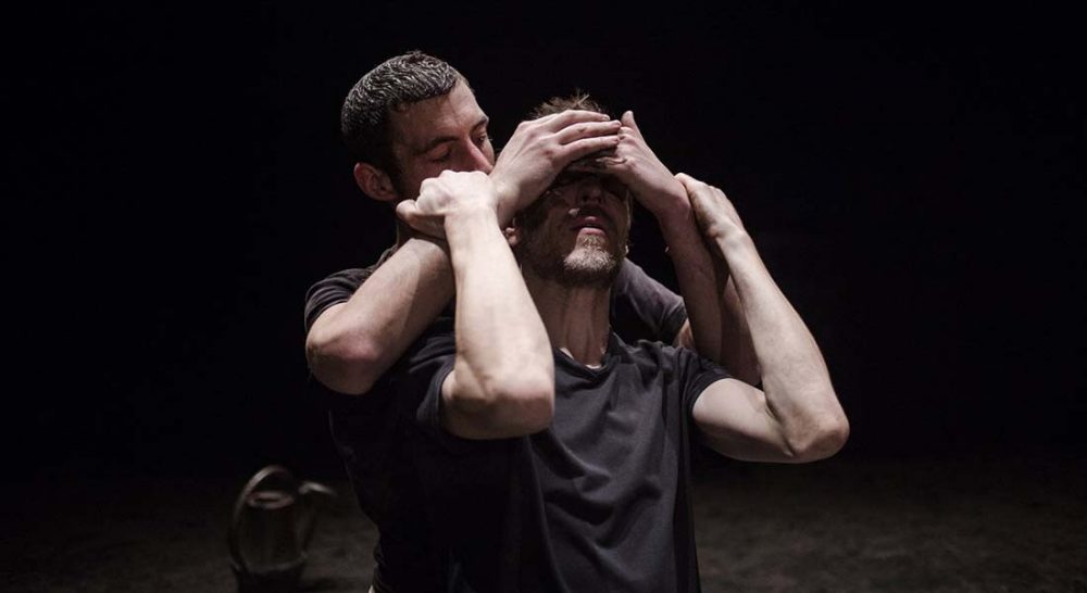 Hamlet de Shakespeare, adaptation et mise en scène Luca Giacomoni - Critique sortie Théâtre Paris Le Monfort Théâtre