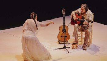 Rocio Molina renoue avec la guitare - Critique sortie  Paris Chaillot - Théâtre national de la danse