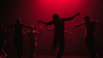 Hofesh Shechter crée Double Murder - Critique sortie Danse Paris Théâtre du Châtelet
