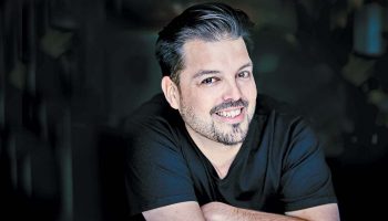 Le ténor et chef d’orchestre Emiliano Gonzalez Toro - Critique sortie Classique / Opéra Paris Philharmonie de Paris