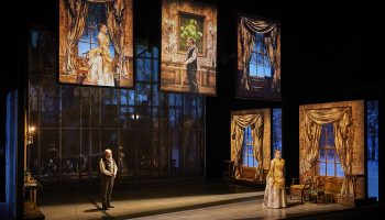 Les Démons d’après Dostoïevski, mise en scène de Guy Cassiers - Critique sortie Théâtre Paris Comédie-Française