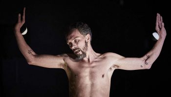 Time to tell de David Gauchard et Martin Palisse - Critique sortie Cirque Auch Circa - Pôle National Cirque