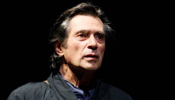 Un vivant qui passe de Claude Lanzmann, lecture de Sami Frey - Critique sortie Théâtre Paris THEATRE DE L'ATELIER