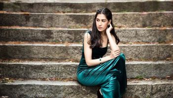 Mishka Rushdie Momen - Critique sortie 