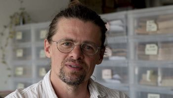 Retour à l’œuvre originelle, rencontre avec Sébastien Troester - Critique sortie 