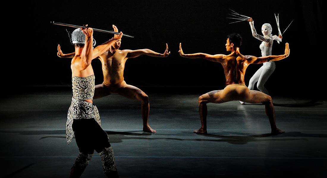 Le musée du quai Branly invite Pichet Klunchun avec deux spectacles de khon, danse traditionnelle et masquée thaïlandaise. - Critique sortie Danse Paris Musée du quai Branly - Jacques Chirac