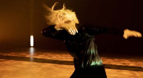 Stations de Louise Lecavalier - Critique sortie Danse Paris Espace Pierre Cardin - Théâtre de la Ville