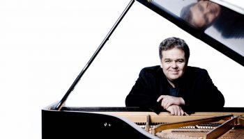 Le pianiste Arcadi Volodos joue Schubert et Debussy - Critique sortie Classique / Opéra Paris Philharmonie de Paris