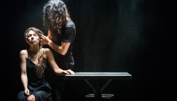 間 (Ma, aïda…) de Camille Boitel et Sève Bernard au Nouveau Théâtre de Montreuil - Critique sortie Cirque Montreuil Nouveau Théâtre de Montreuil