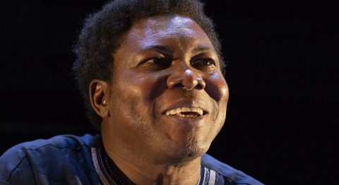 Traces de Felwine Sarr, mise en scène d&rsquo;Étienne Minoungou - Critique sortie Théâtre Cergy Points Communs - Théâtre 95