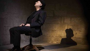 Premier Amour de Samuel Beckett mis en scène par Jean-Michel Meyer - Critique sortie Théâtre Paris Théâtre du Gymnase