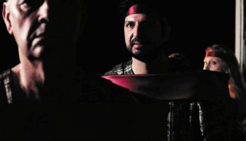 Rafaële Minnaert met en scène une version épurée et élégante de Polyeucte - Critique sortie Théâtre Paris Espace Bernanos