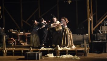 Benoît Lambert nous livre une version vive, drôle et tranchante de L’Avare. Reprise. - Critique sortie Théâtre SAINT ETIENNE Comédie de Saint-Etienne - Centre Dramatique National