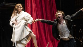Lazare reprend Cœur instamment dénudé au Grand T - Critique sortie Théâtre Nantes Le Grand T