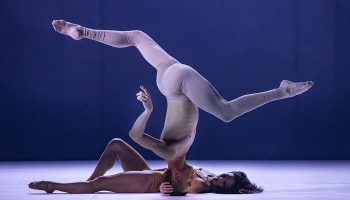 Sydney Dance Company et son directeur Rafael Bonachela arrivent en France avec Ab [intra]. - Critique sortie Danse Lyon Maison de la danse de Lyon