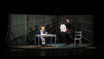 L’éloge des araignées de Mike Kenny, mise en scène de Simon Delattre - Critique sortie Théâtre Paris Théâtre Dunois