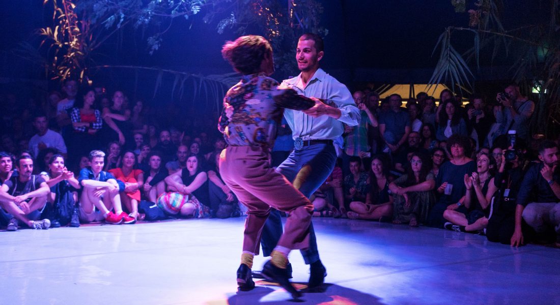 Save the last dance for me, d’Alessandro Sciarroni - Critique sortie Danse Pantin CND Centre national de la danse