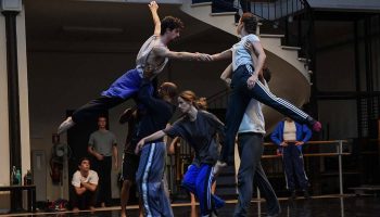 Twelve Ton Rose, chorégraphie Trisha Brown - Critique sortie  Nancy Opéra national de Lorraine