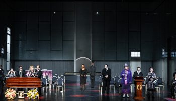 A quiet place, huis clos familial pour grand orchestre, mise en scène de Krzysztof Warlikowski, direction de Kent Nagano. - Critique sortie Opéra Paris Opéra Garnier
