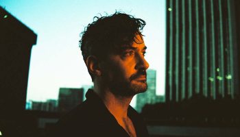 L’hybridation azimutée de Bonobo - Critique sortie Jazz / Musiques Paris Le CENTQUATRE-PARIS