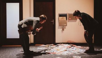 Christoph Marthaler met en scène Aucune idée - Critique sortie  Maubeuge Le Manège - scène nationale transfrontalière