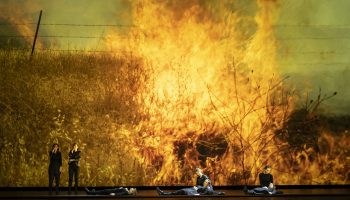 Roman de Fauvel, un violent réquisitoire contre la corruption du monde. Mise en scène Peter Sellars et direction musicale, Benjamin Bagby. - Critique sortie Classique / Opéra Paris Théâtre du Châtelet - Grande salle