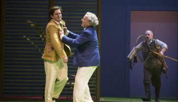 L’Avare de Molière réduit à sa plus simple expression comique par Lilo Baur - Critique sortie Théâtre Paris Comédie-Française