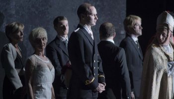 Cycle Pommerat : Le Petit Chaperon rouge, Ça ira (1) Fin de Louis et Contes et légendes - Critique sortie  Angers