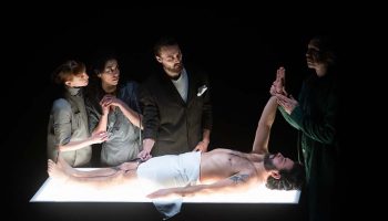 Cry me a river de Sanja Kosonen - Critique sortie Théâtre CHATILLON Théâtre de Châtillon