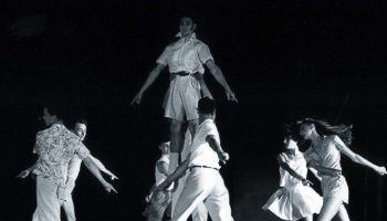 Necesito, pièce pour Grenade, re-création d’une pièce de Dominique Bagouet - Critique sortie Danse Montpellier Théâtre de l’Agora