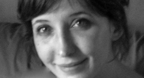 La Conf’ – Ou comment on est allé là-bas pour aller ici ? de Sylvain Decure et Mélinda Mouslim - Critique sortie Avignon / 2022 Avignon Avignon Off. Ile Piot