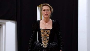 La Criée accueille trois spectacles programmés par son nouveau directeur, Robin Renucci : La Tendresse, Phèdre et Oblomov - Critique sortie  Marseille La Criée - Théâtre National de Marseille