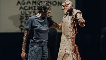 Pauline Bayle reprend son éblouissant Iliade - Critique sortie Théâtre Montreuil Salle Jean-Pierre Vernant