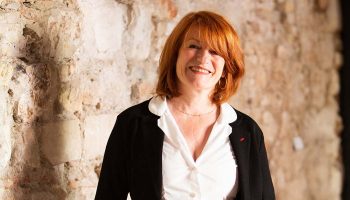 Muriel Mayette-Holtz « continuer à créer en suscitant la curiosité du public » - Critique sortie  Nice