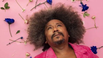 Chico César fête Vestido do Amor - Critique sortie Jazz / Musiques Paris Le Café de la danse