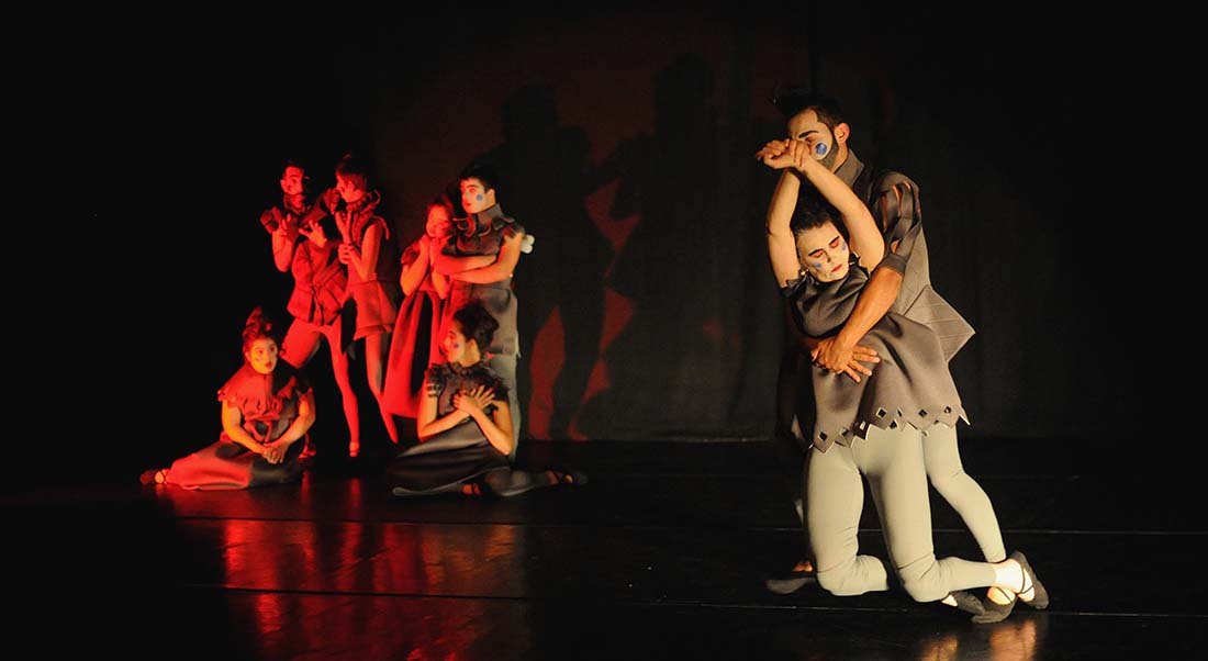 Blasons / Doesdicon de Tânia Carvalho et François Chaignaud - Critique sortie Danse Paris Les Abbesses