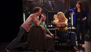 Surexpositions (Patrick Dewaere) de Marion Aubert, une grande réussite dans la mise en scène de Julien Rocha - Critique sortie Théâtre Lyon Les Célestins – Théâtre de Lyon