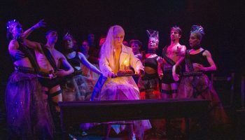 Elizabeth Czerczuk présente « Aujourd’hui, c’est mon anniversaire » d’après Tadeusz Kantor - Critique sortie Théâtre Paris Théâtre Elizabeth Czerczuk