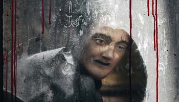 Claire Dancoisne présente BasiK InseKte, adaptation théâtrale de La Métamorphose de Franz Kafka - Critique sortie Marionnette Paris Le Mouffetard - Théâtre de la Marionnette