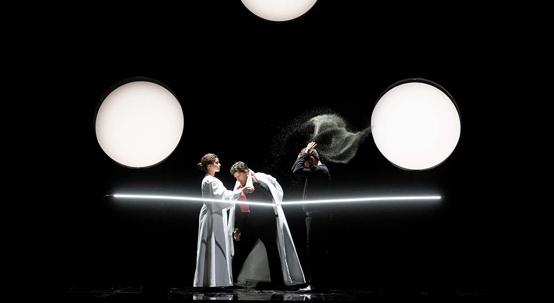 Combattimento, la théorie du cygne noir, spectacle de Sébastien Daucé et Silvia Costa - Critique sortie  Caen Théâtre de Caen.