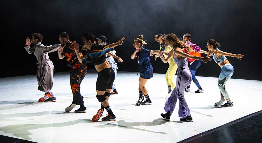 S / Corpos de Baile de Tânia Carvalho / Marco da Silva Ferreira - Critique sortie Danse Paris Le CENTQUATRE-PARIS avec le Théâtre de la Ville