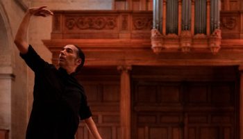 Avec 8 SOLOS 8, Israel Galván touche au sublime - Critique sortie Danse Paris Chapelle Saint-Louis de La Salpêtrière