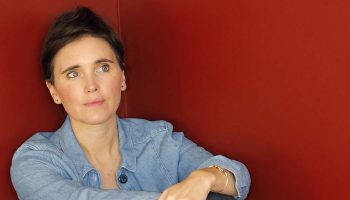 Jean-Baptiste, Madeleine, Armande et les autres, Julie Deliquet célèbre Molière à sa manière : rencontre - Critique sortie Théâtre Paris Comédie-Française Salle Richelieu