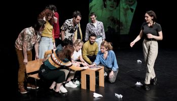 Mes parents, la friandise dramatique de Mohamed El Khatib - Critique sortie Théâtre Paris Théâtre de la Ville - Théâtre des Abbesses